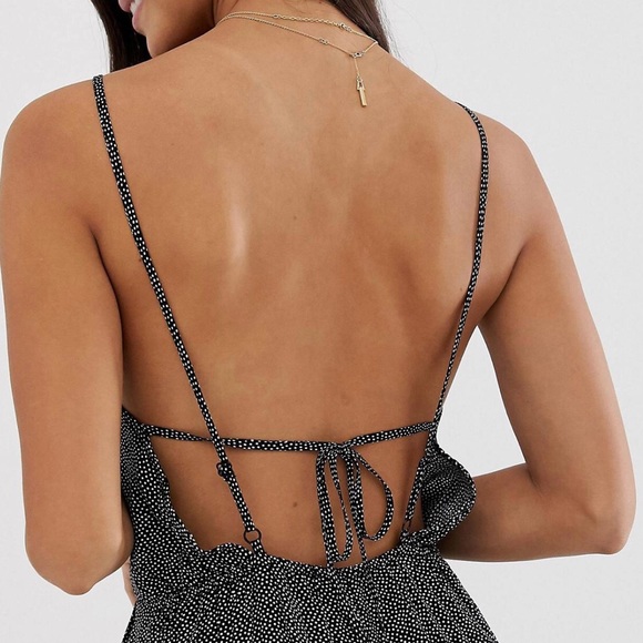 ASOS design strappy back jumpsuit with elasticated leg- black/white ⚪️⚫️⚪️⚫️⚪️ - Picture 6 of 13